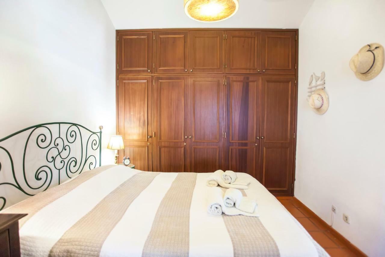 Holiday home Beautiful Country House&romantic Garden Sintra